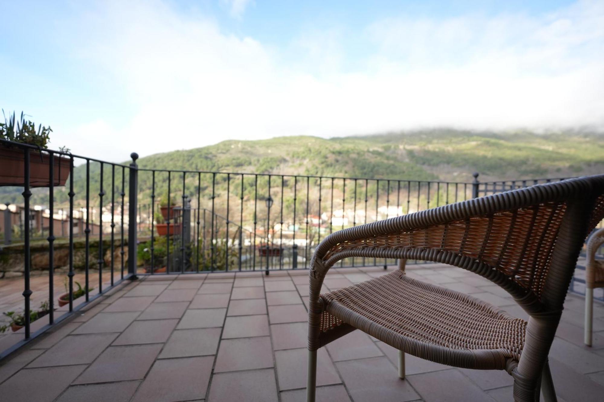 Hotel Rural Y Restaurante, Rinconcito De Gredos Cuevas Del Valle Buitenkant foto